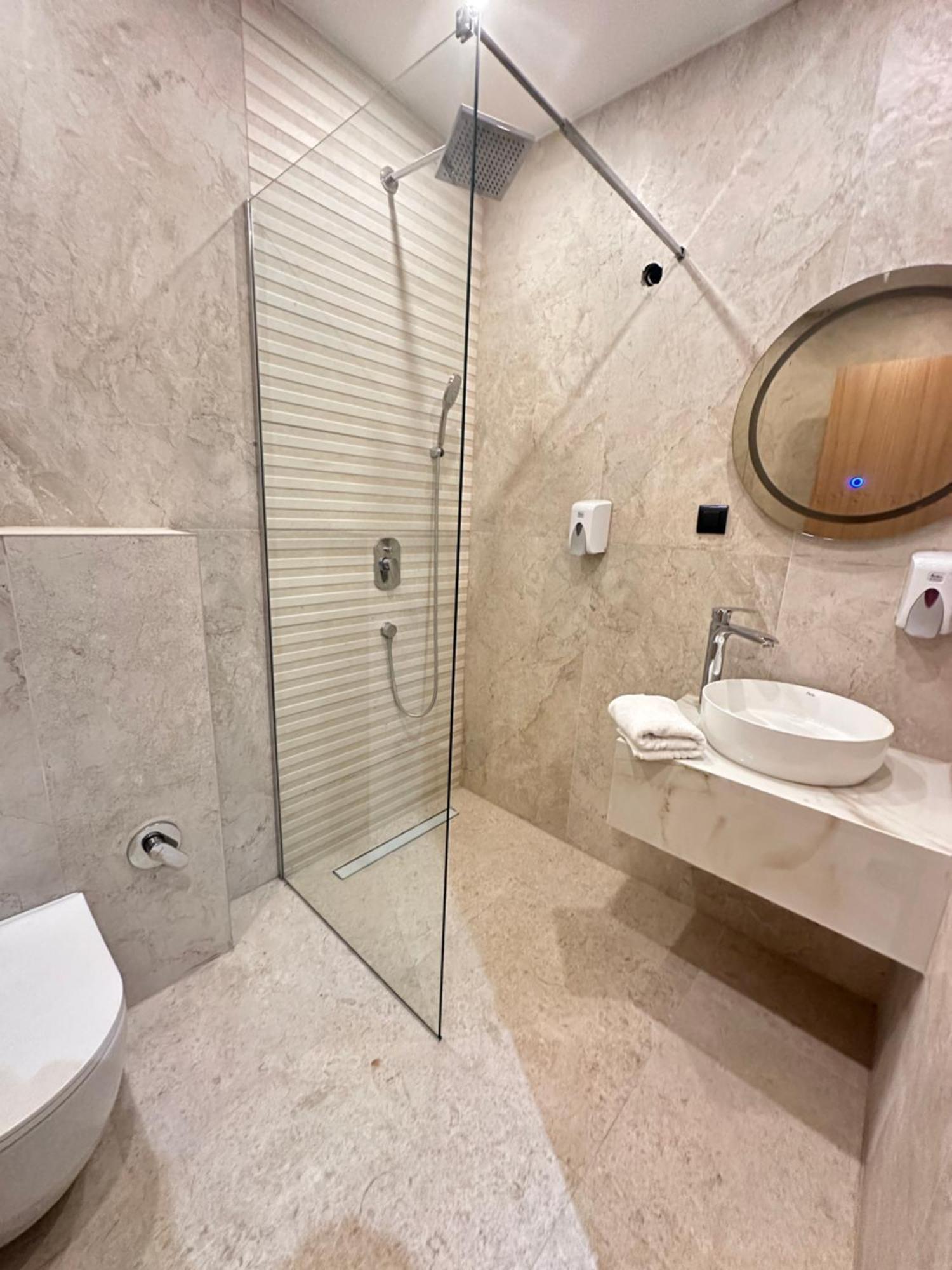 Ilidža Hotel Suljovic מראה חיצוני תמונה